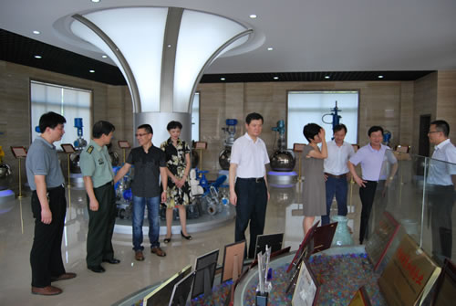 �ζ��^(q��)�I(l��ng)��(d��o)�ڜ��������L(zh��ng)������ͬ���^�����a(ch��n)Ʒչʾ�d