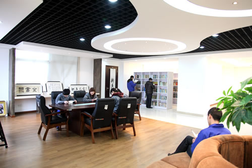 �Ϻ������y�T�S�����F(tu��n)�����޹�˾���D����